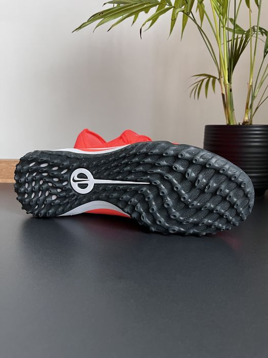 Nike Tiempo Legend 10 Pro оригінал сороконіжки 38.5-40 нові DV4336-800