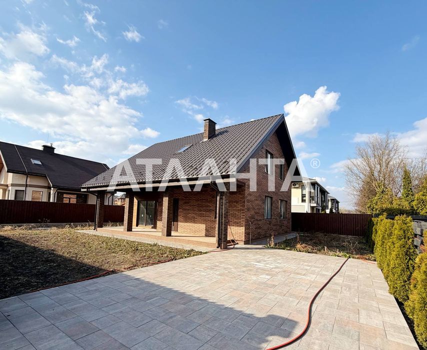 Капітальний будинок с.Гатне 160м2