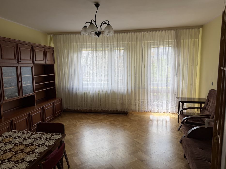 Bezpiośrednio sprzedam 58,69 m2 3 pokoje