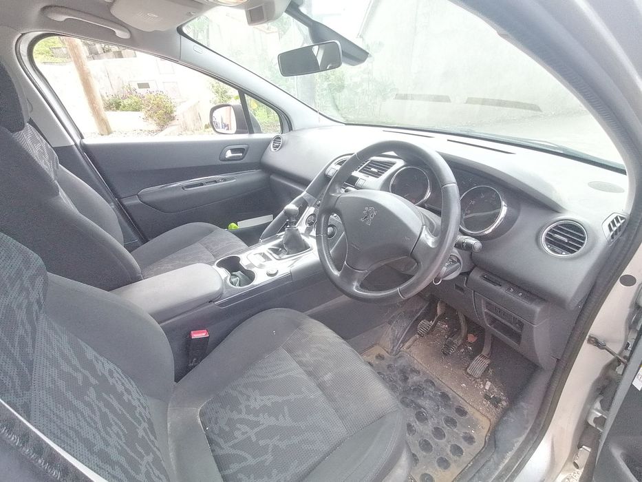 Peugeot 3008 1.6 hdi só peças