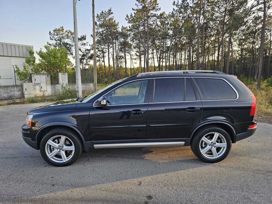 Volvo XC 90 D5 AWD versão RDESIGN