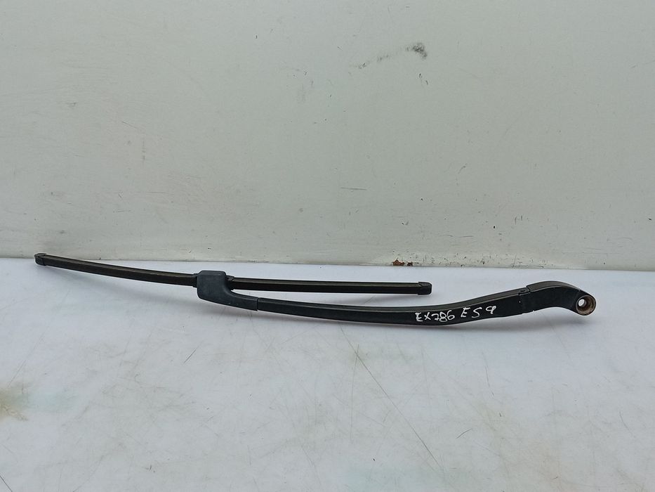 Haste / braço de escova limpa vidros frente esquerda PORSCHE Cayenne (
