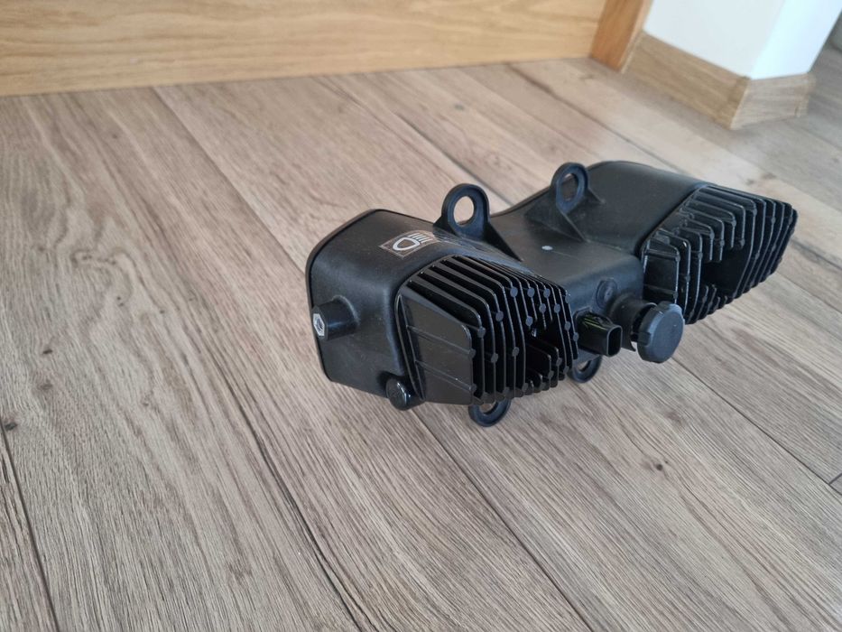 Lampa reflektor Triumph Tiger 900 Rally Pro 850 GT Rally Sport 2020 -