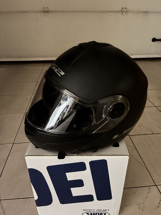 Capacete modular LS2