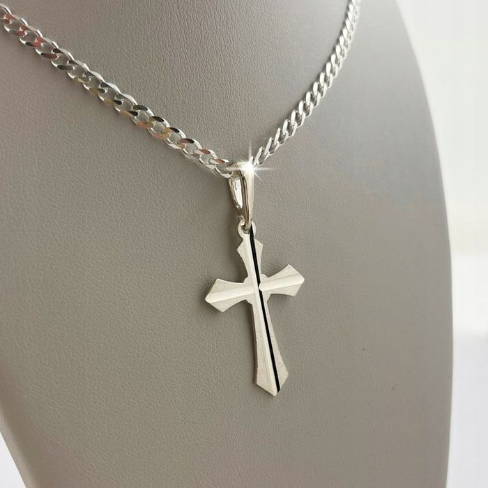 Srebrny Łańcuszek Męski Pancerka Z Krzyżykiem Diamentowany 55 Cm Grawe