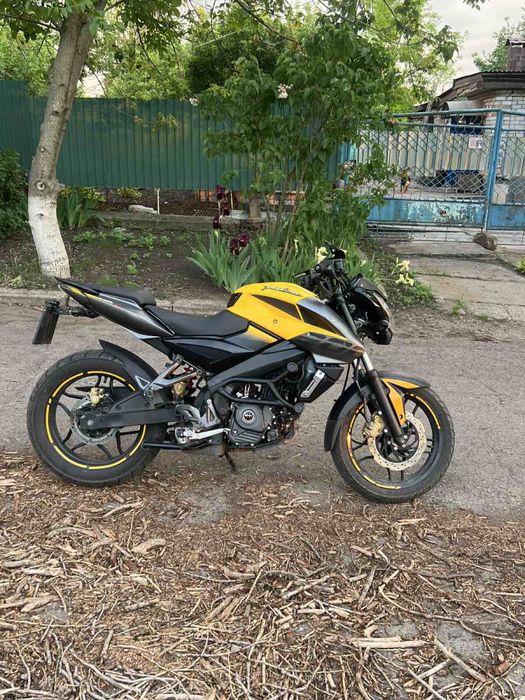 Bajaj pulsar ns 200 2020 ДУЖЕ ДОБРИЙ СТАН !