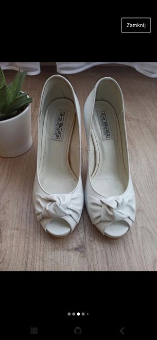 Białe buty rozmiar 35