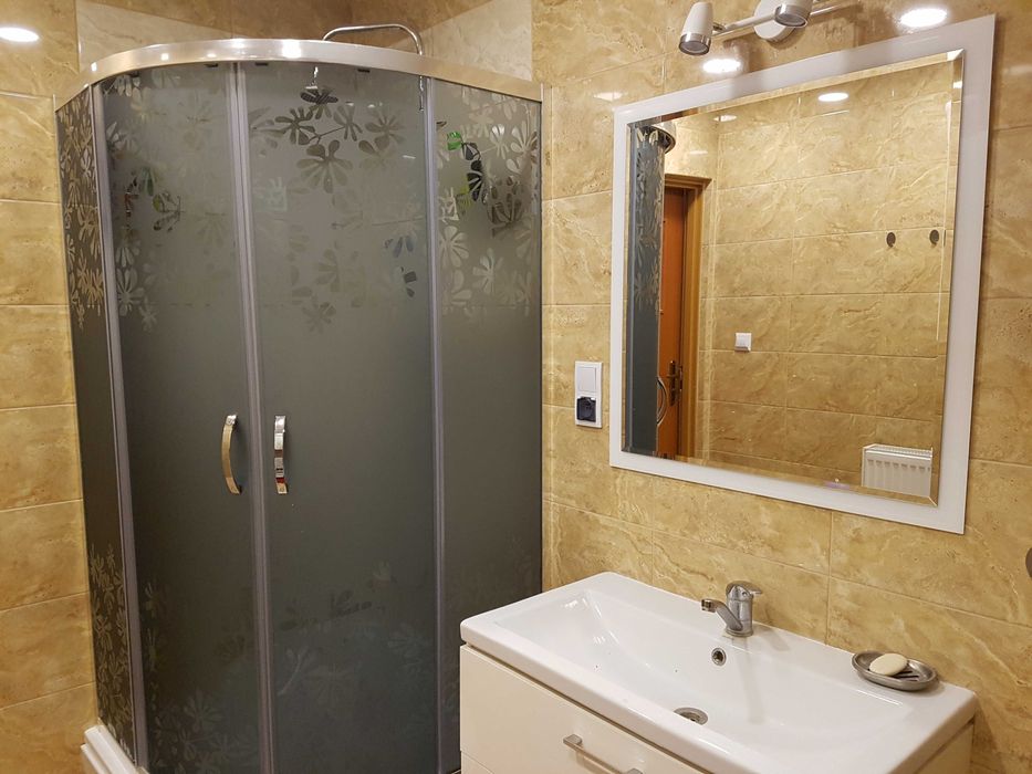 Docieplenie, elewacja, termomodernizacja,mycie dachów,kafelkowanie,