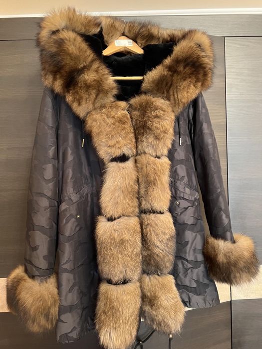 Парка с натуральным мехом