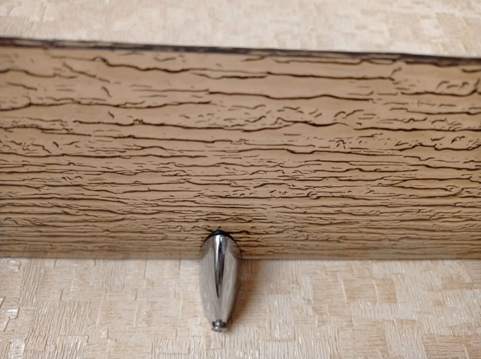 Полки стеклянные 6шт с креплениями.Одним лотом!!!