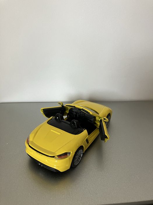 Porsche 718 Boxster