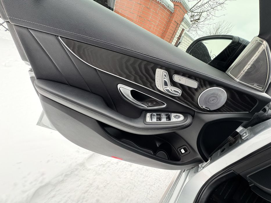 Mercedes c300 w205 amg