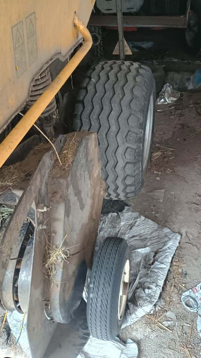 Prasa New Holland BR7060