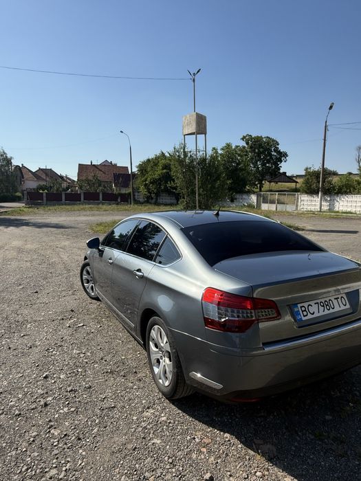 Citroen C5x7  2.0 HDi Hydractive 2010 року в комплектації Ексклюзив