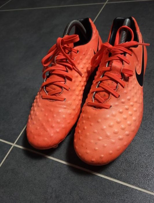 бутси, копочки NIKE MAGISTA