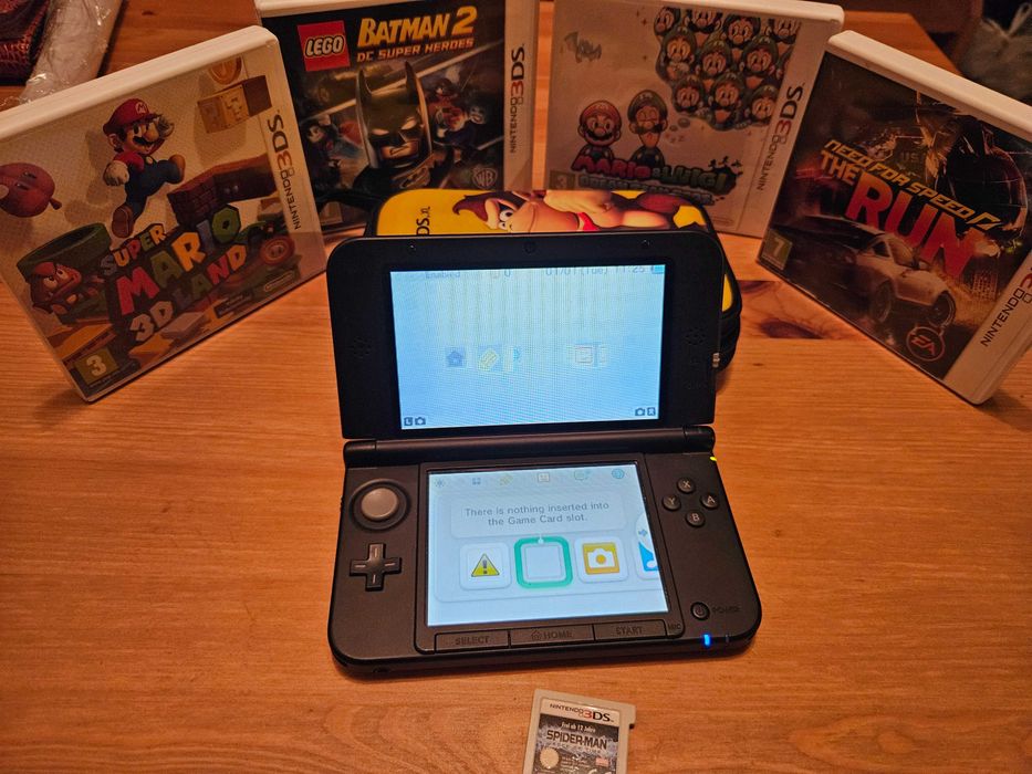 Nintendo 3ds xl srebrne super stan!