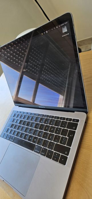 Vendo macbook pro 13" 2017