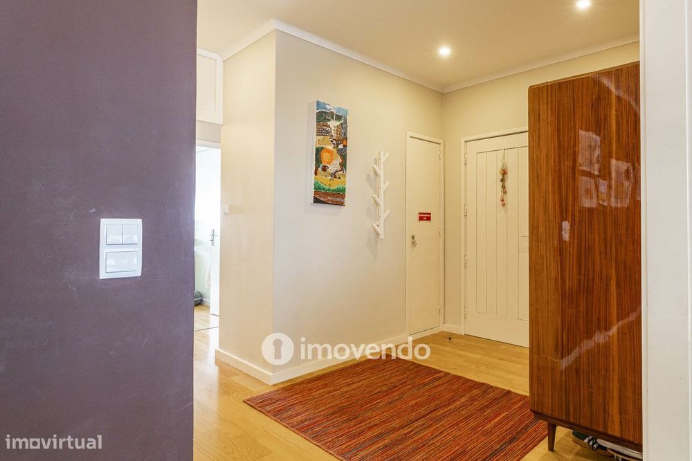 Apartamento T3, com lugar de estacionamento, em Matosinhos