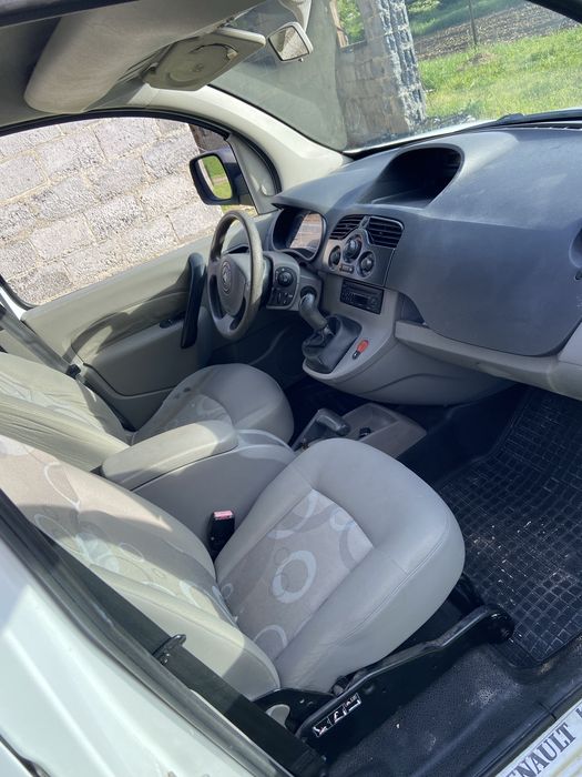 Renault kangoo v-vat