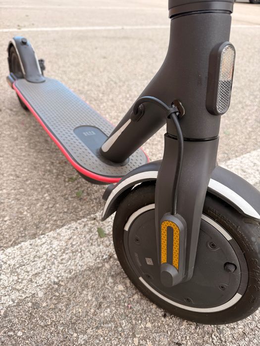 Xiaomi Mi Electric Scooter 1S  (apenas 106km) + Mala + Acessórios