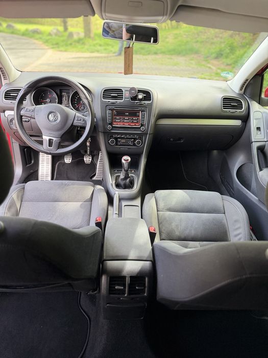 Volkswagen Golf VI