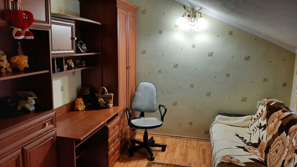 Продаж 3 кім кв. 84 м  50 тис.