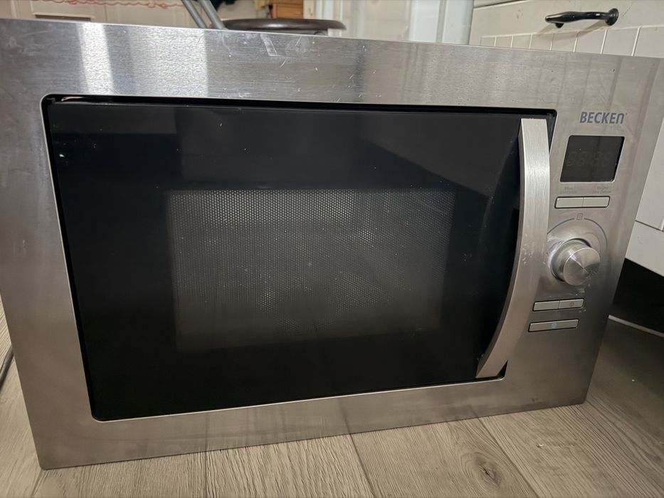 Microondas becken de encastrar