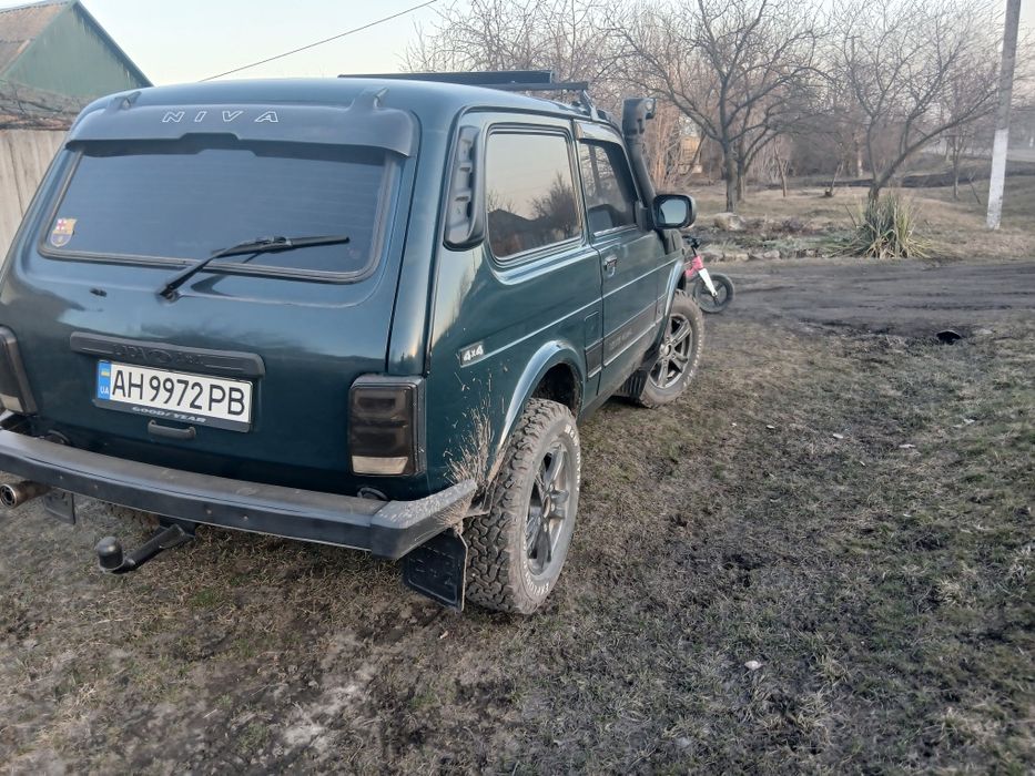 Продам ниву год 2011