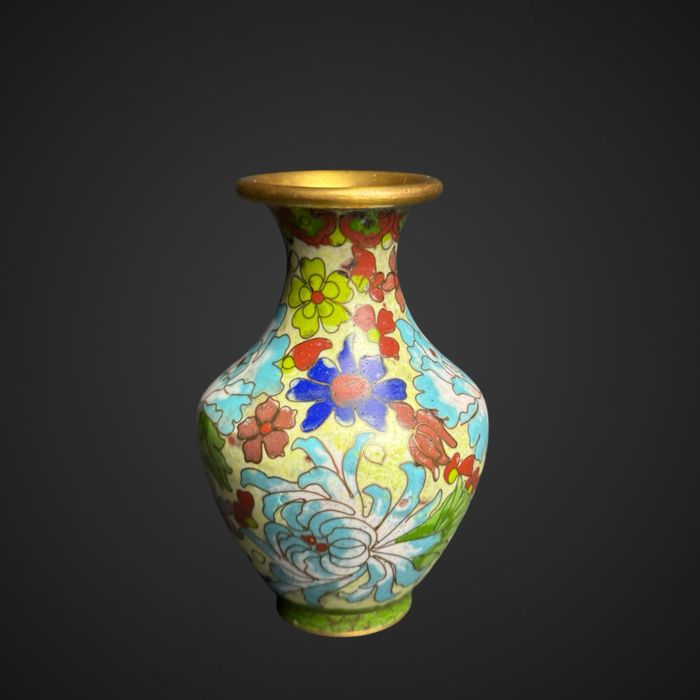 Wazonik wazon emalia cloisonne kolorowe kwiaty B51/082322