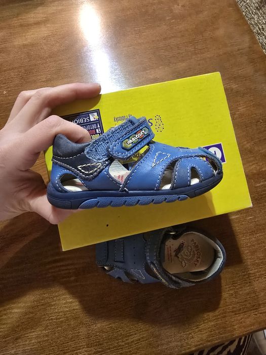 Шкіряні босоніжки Pablosky