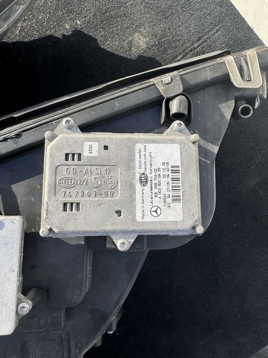 MERCEDES ML w164 Lampy Przednie lewa prawa
