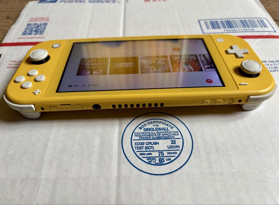 Nintendo Switch Lite (Нінтендо Свіч Лайт) купити - ціна на OLX