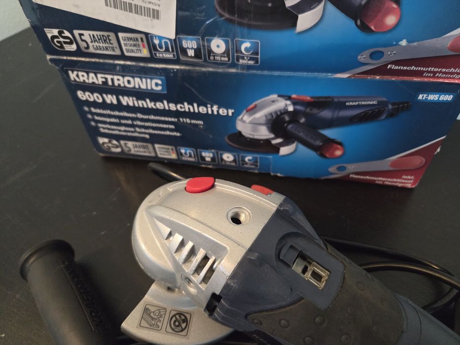 Uszkodzona szlifierka kątowa Kraftronic