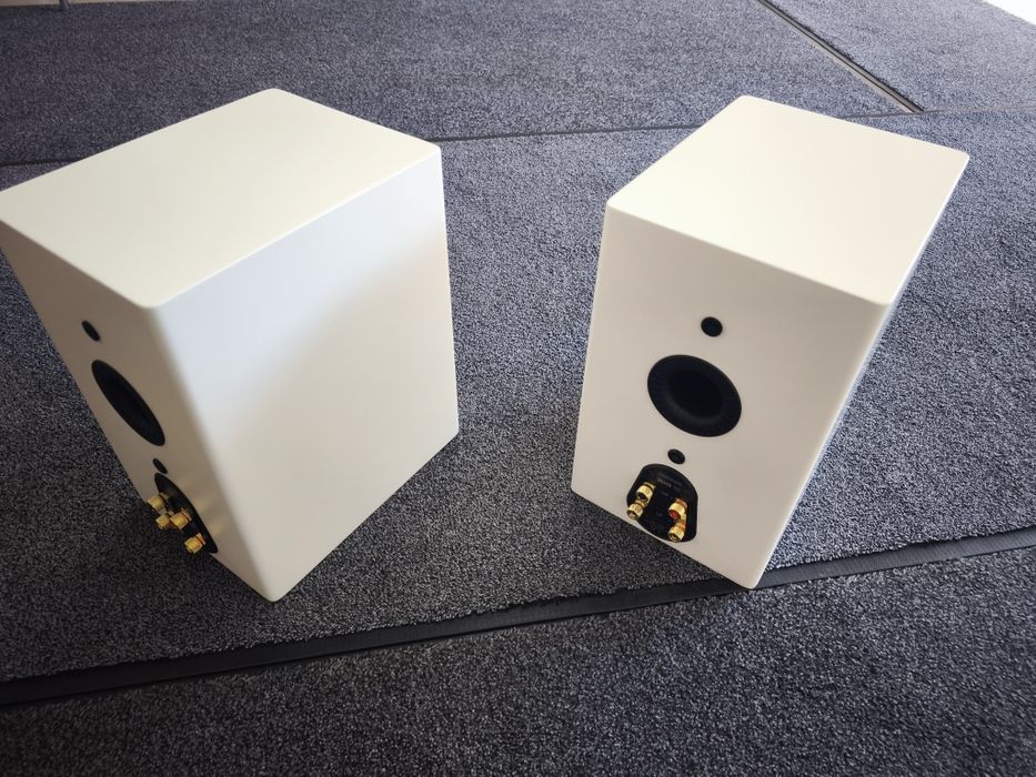 Monitor Audio Silver 100 White Satin. Jak nowe.