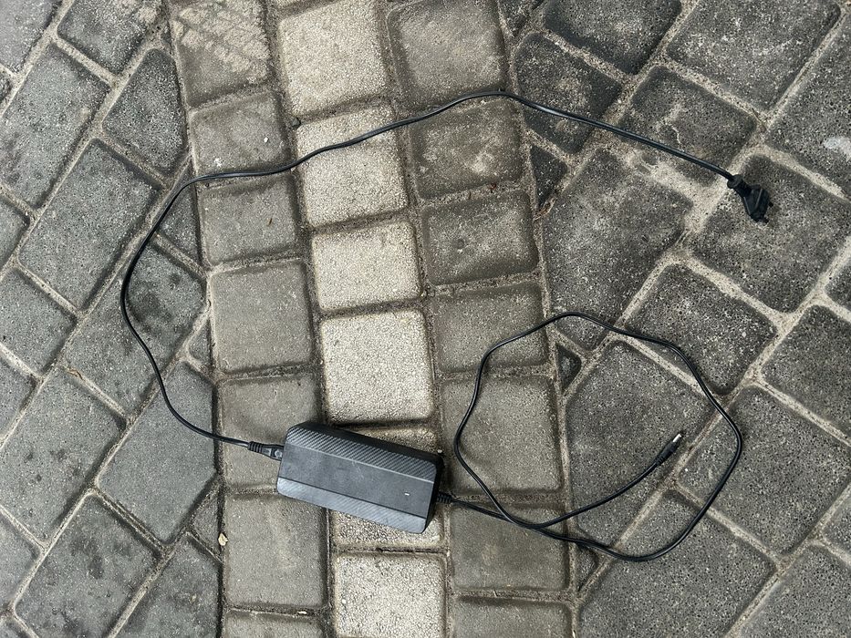 Електросамокат Aovopro
