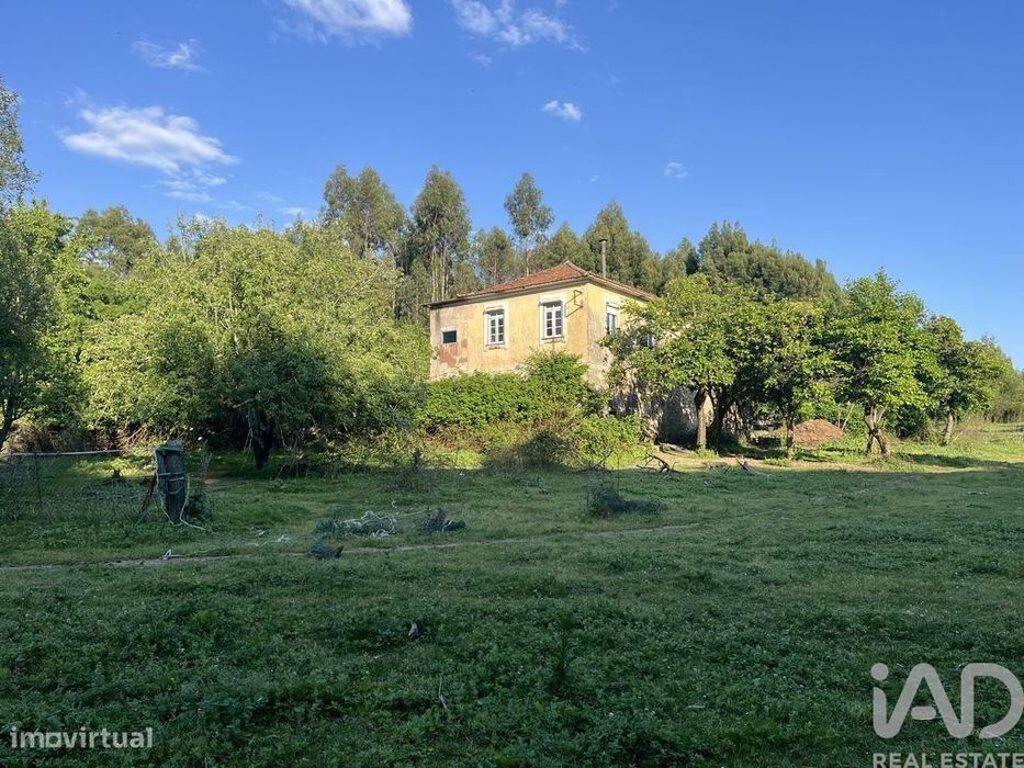 Quinta T4 em Pedroso e Seixezelo de 303,00 m2