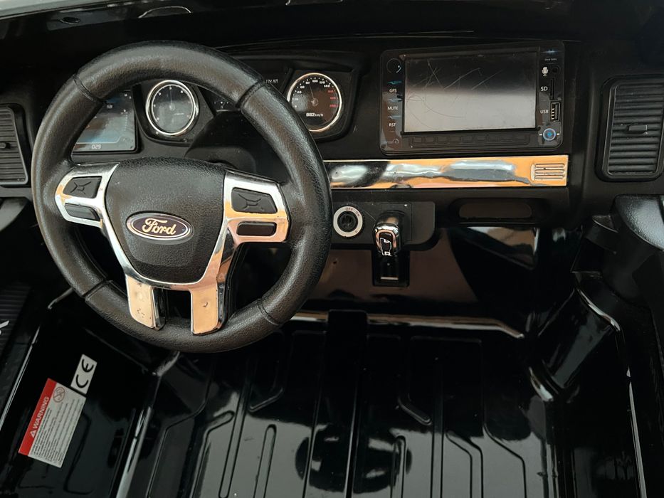 Carro Elétrico Infantil Ford Ranger Wildtrak 12V — 2 Lugares, 2 Chaves + Comando Parental