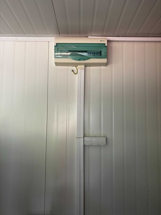 Kontener, pawilon handlowy-socjalny