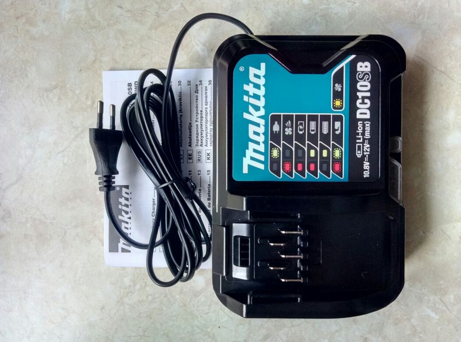 Швидкісний зарядний пристрій Makita DC10SB