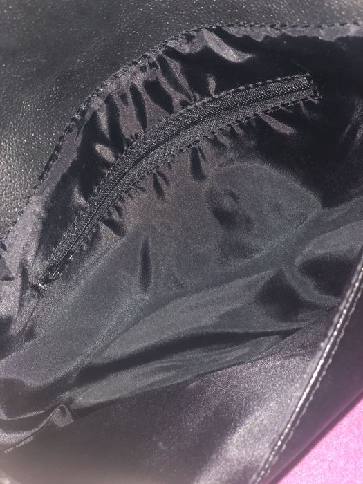 Czarna wizytowa torebka