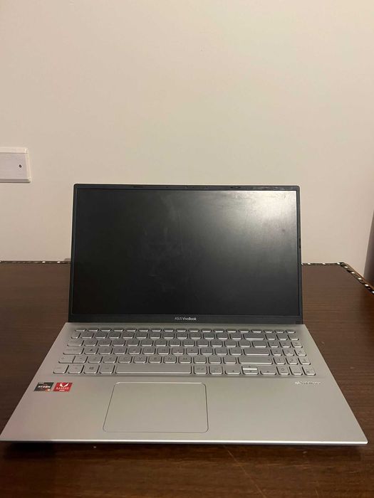 Computador Portátil ASUS VivoBook (Características na descrição)