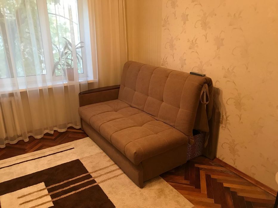 Продаж кімнати в гуртожитку