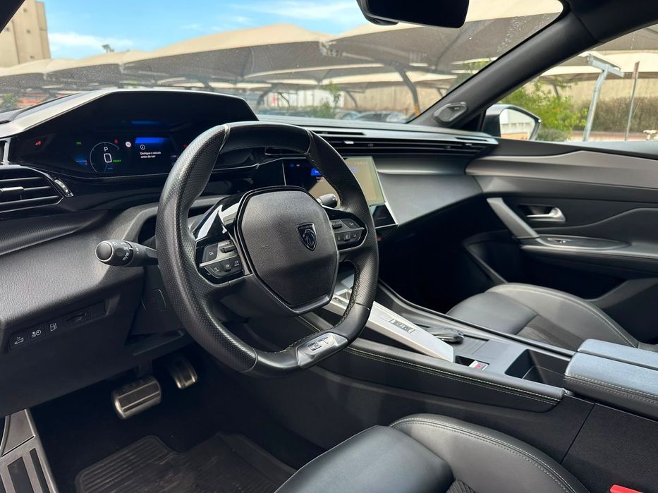 Peugeot 408 1.6 Hybrid GT e-EAT8