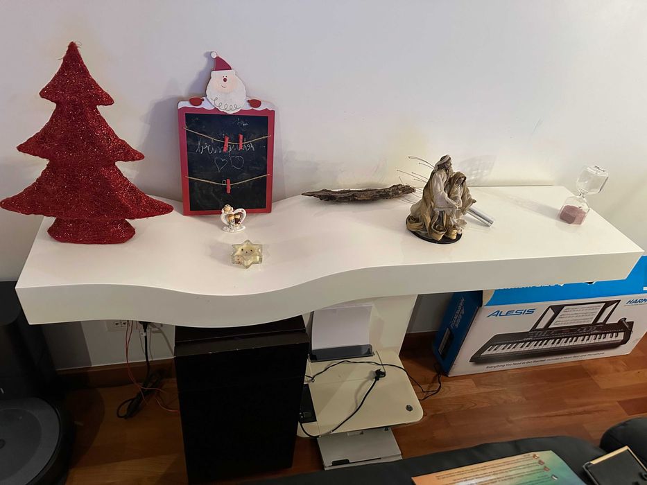 Consola Entrada Branca e Wengue