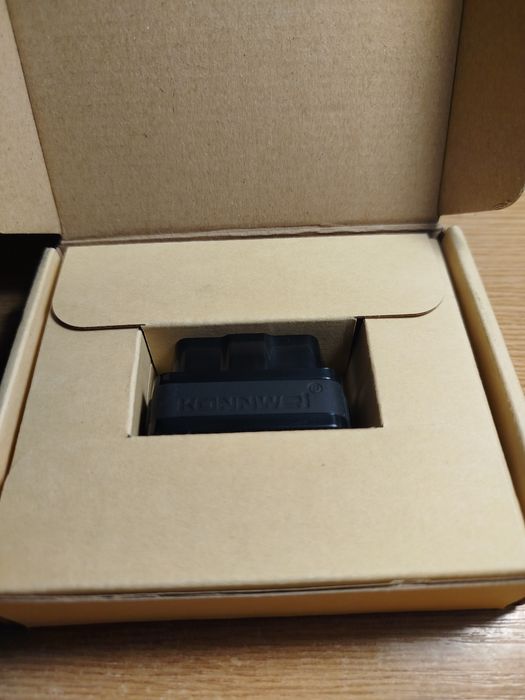 OBD2 сканер Konnwei ELM327