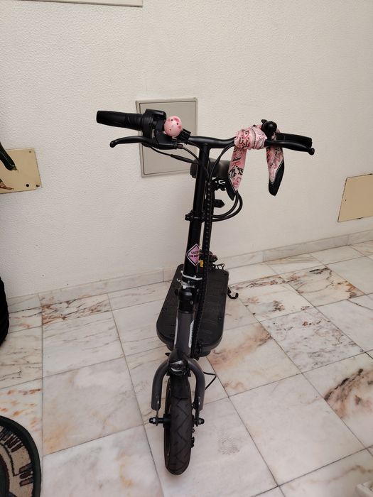 Vende-se trotinete