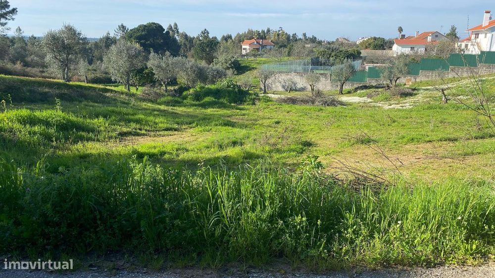 Terreno para construção – a 15 minutos de Tomar e do Entroncamento (Li