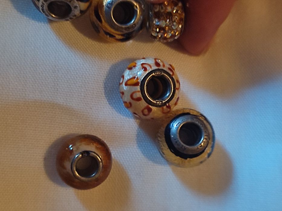 Contas contrastadas murano