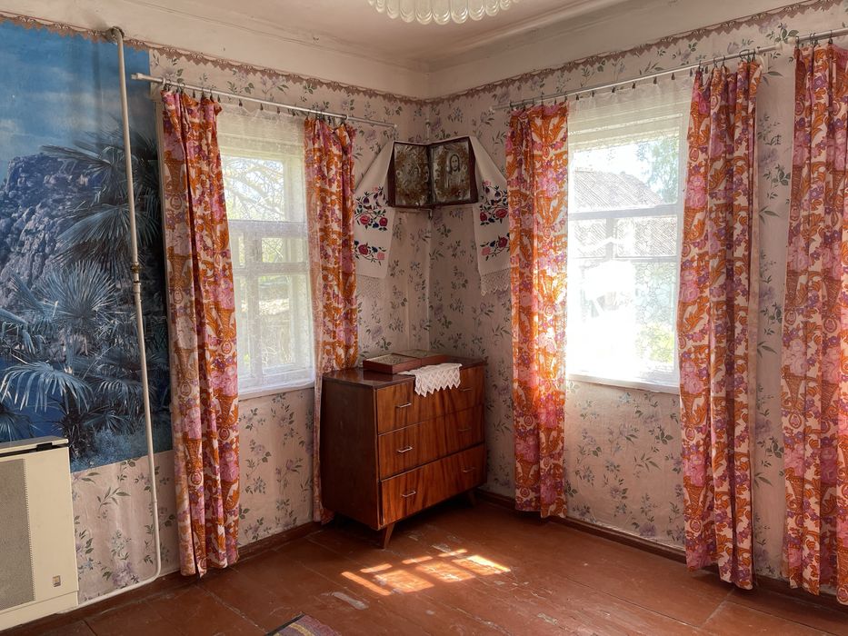 Продам затишний будинок.140 км. від Києва. 50 км. до Чернігова