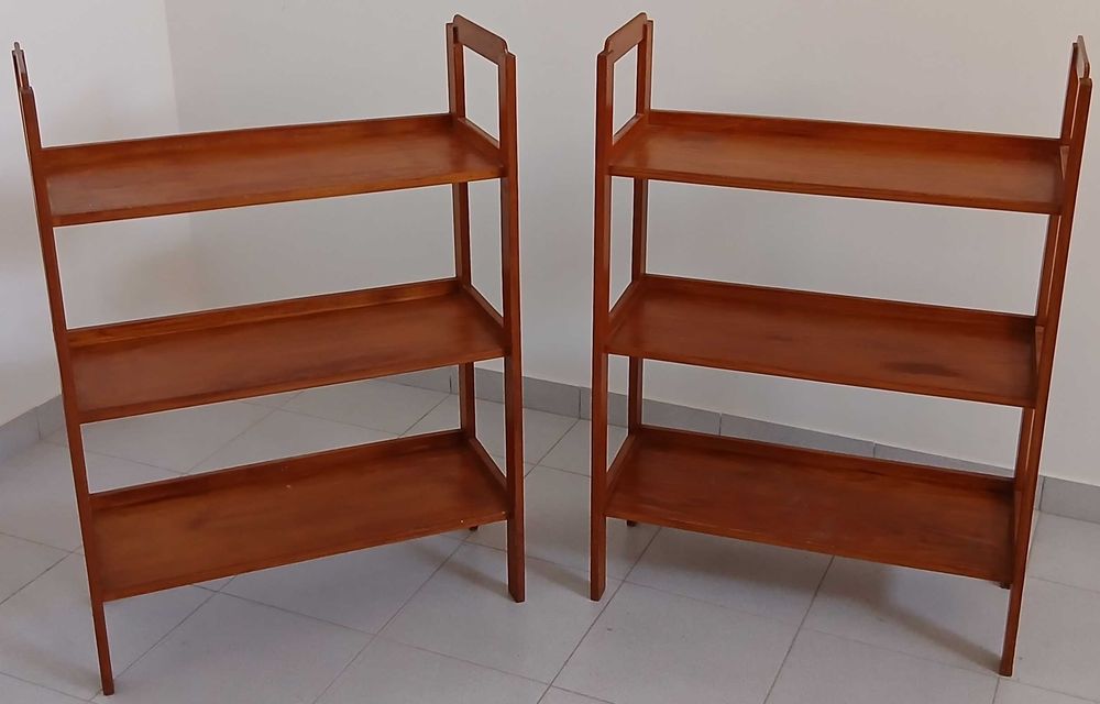 Vendo estante dupla em pinho mel